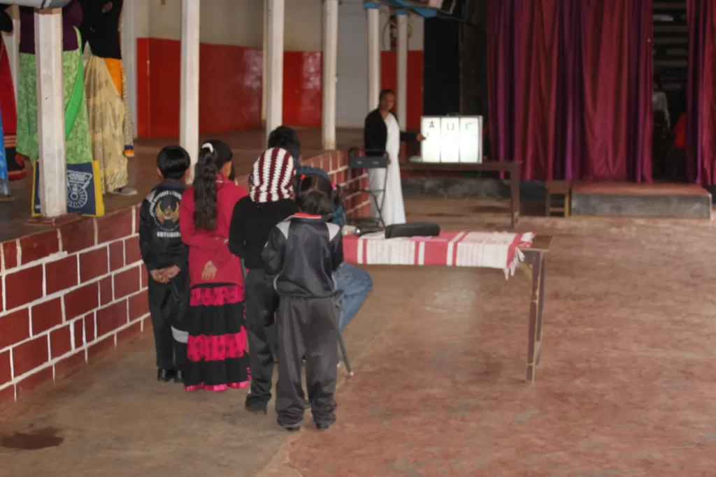 Synundersökning i Kotagiri, Indien