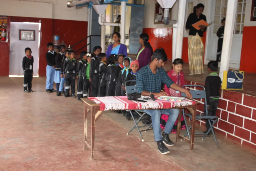 Synundersökning i Kotagiri, Indien