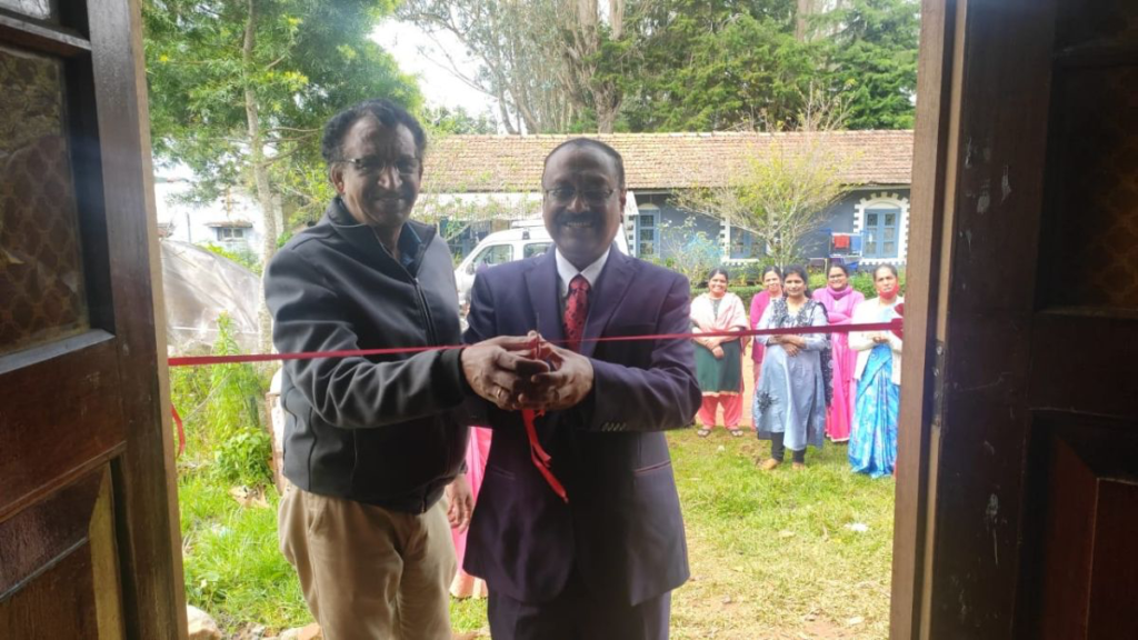 Invigning av bageriet i Ooty, Indien.